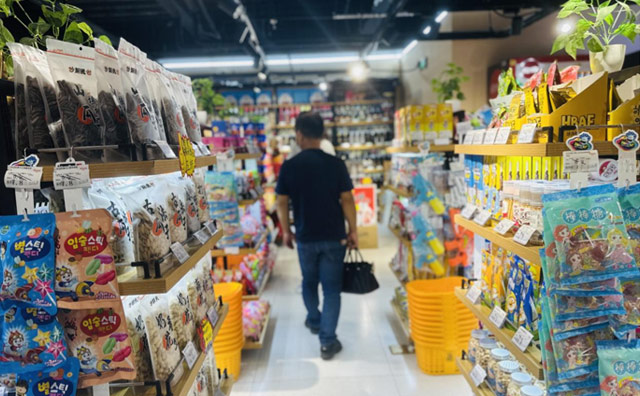 零食店加盟有什么秘訣？備受市場(chǎng)青睞的怡佳仁品牌告訴你