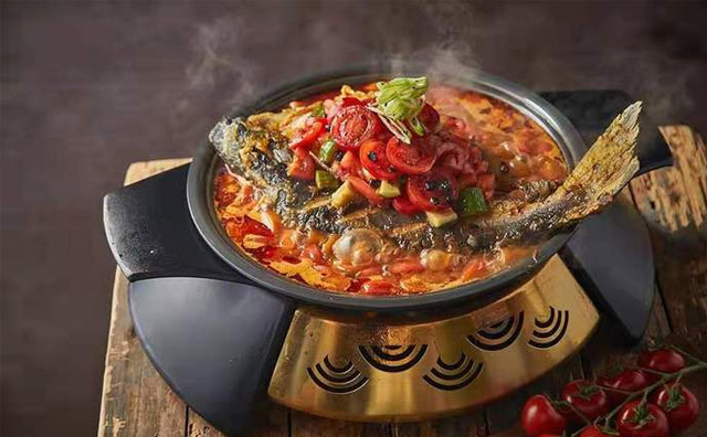 開一個(gè)傳統(tǒng)烤魚飯店行嗎，做好這些還是可行的