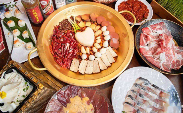 連鎖火鍋店如何在試營業(yè)期間積累客人？