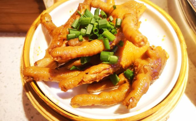 做鹵味火鍋開實(shí)休店怎么經(jīng)營(yíng)，這三點(diǎn)經(jīng)營(yíng)技巧一定要看