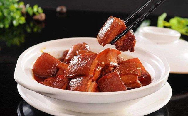 開紅燒肉店需要準(zhǔn)備什么，這些都是開店必備
