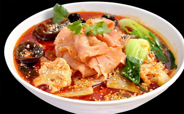 濟(jì)南麻辣燙加盟店需要些什么準(zhǔn)備，行業(yè)人士給您說(shuō)說(shuō)