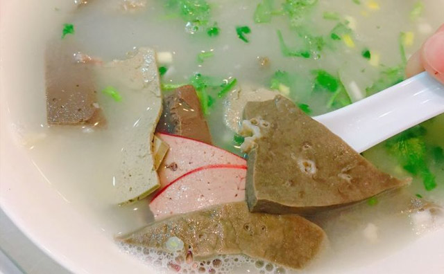 一個(gè)人干得了羊湯館嗎？