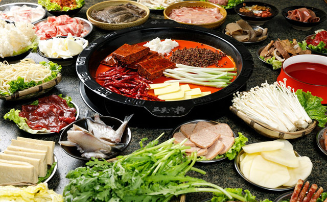 在縣城開(kāi)個(gè)市井火鍋的優(yōu)劣勢(shì)分析