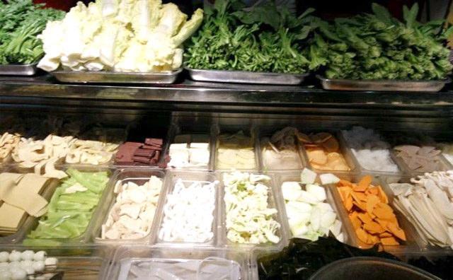 干了一年麻辣燙賠錢是什么原因？麻辣燙店出現(xiàn)虧損怎么辦