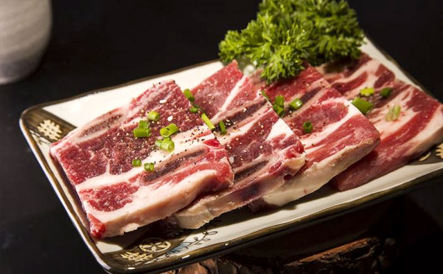 開一家烤肉店利潤怎么樣？需要考慮哪些影響因素