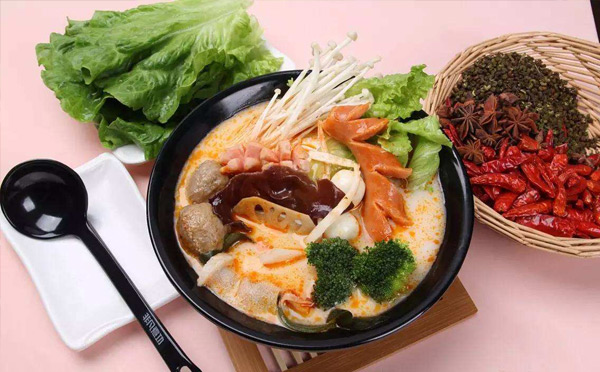 麻辣燙一年能賺多少錢(qián)
