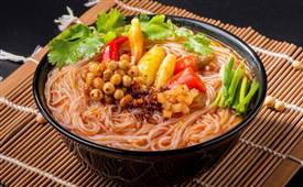 一個(gè)人怎么開酸辣粉店，需要注意這三點(diǎn)